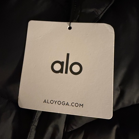 NWT Women's Alo Gold Rush Trench Black Puffer Coat - Picture 12 of 14